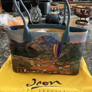 Icon Los Angeles Leather Artistic Purse